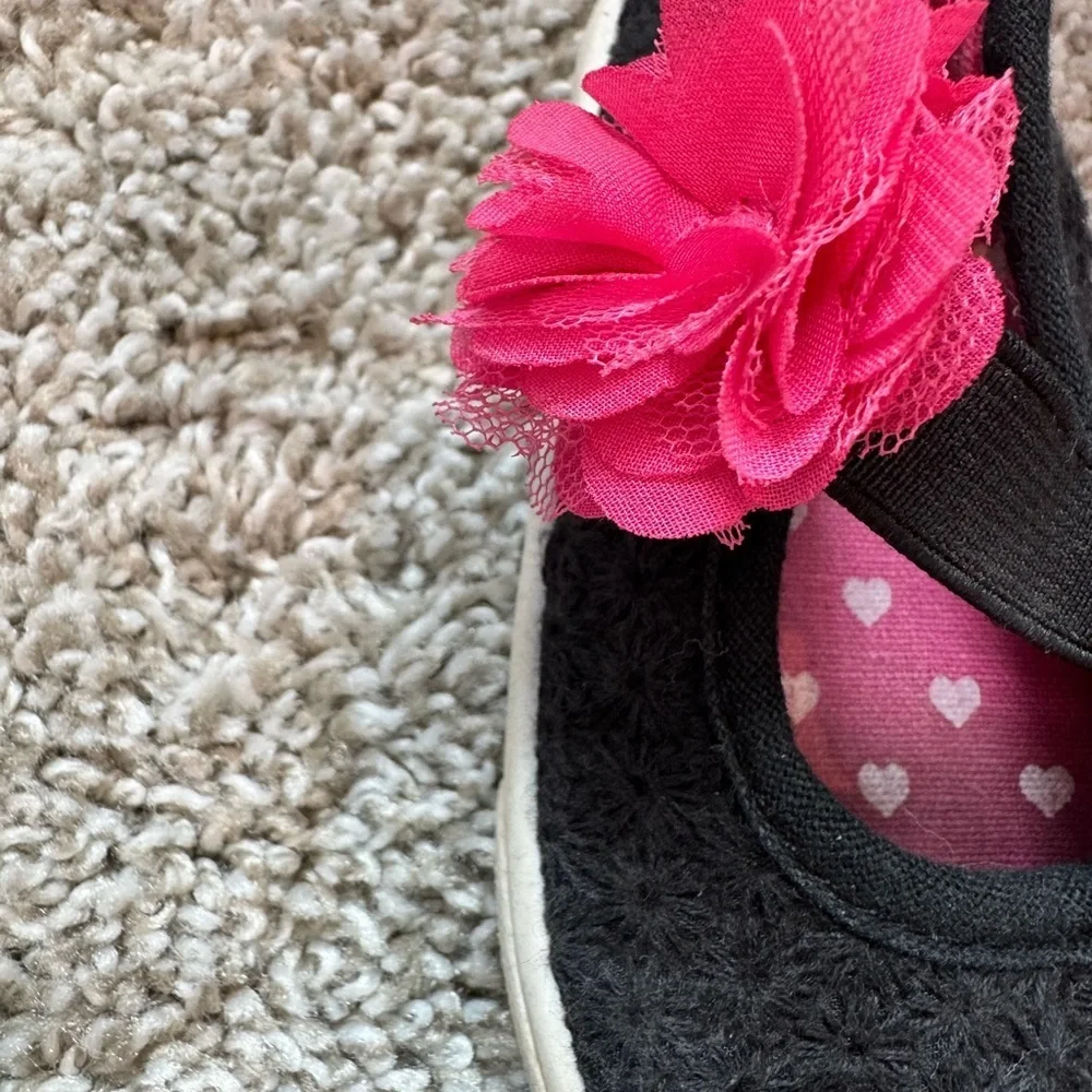 Toddler Girl mary jane shoes Black Dress Shoes with Pink Floral Detail size 5